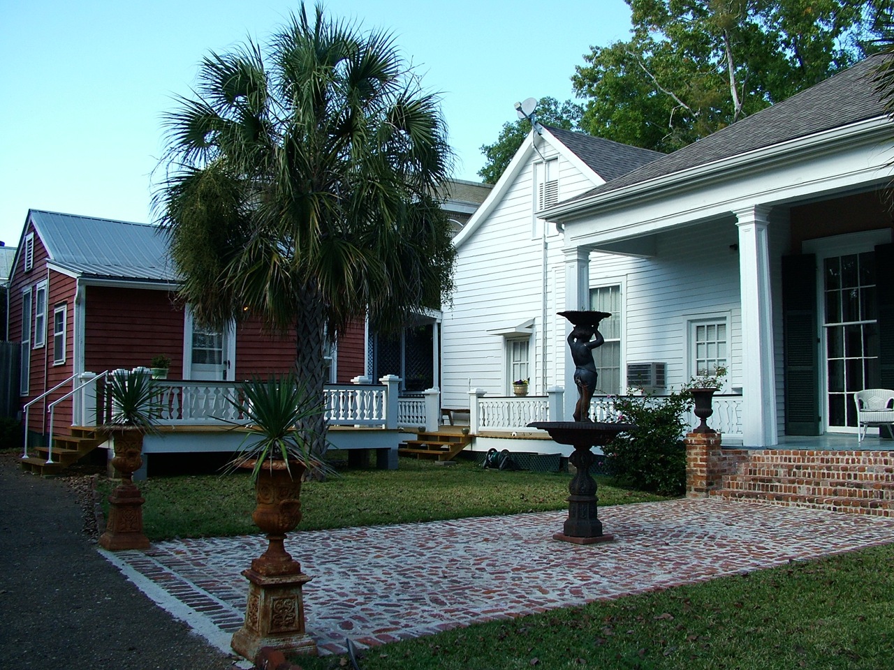 Bed and breakfast cottage, J. N. Stone House Musicale B&B, Natchez, MS