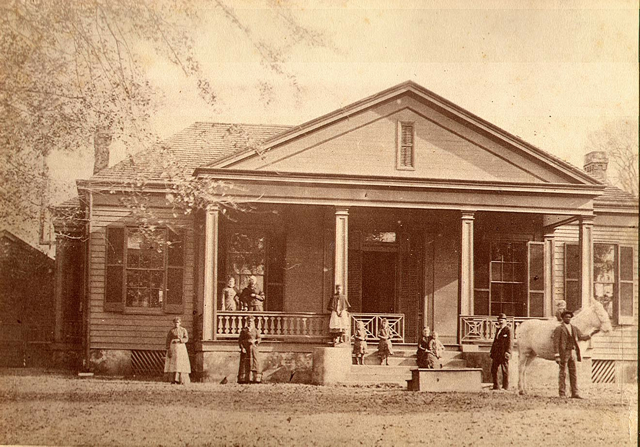 Early Picture of Bed and Breakfast near Natchez Trace
